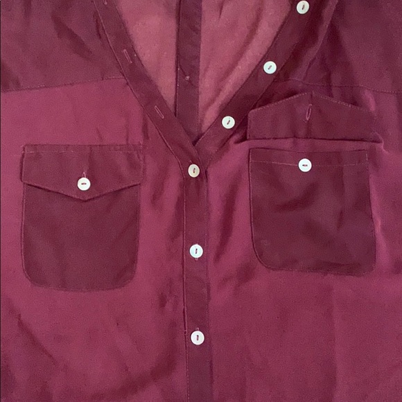 Button down - Picture 4 of 6